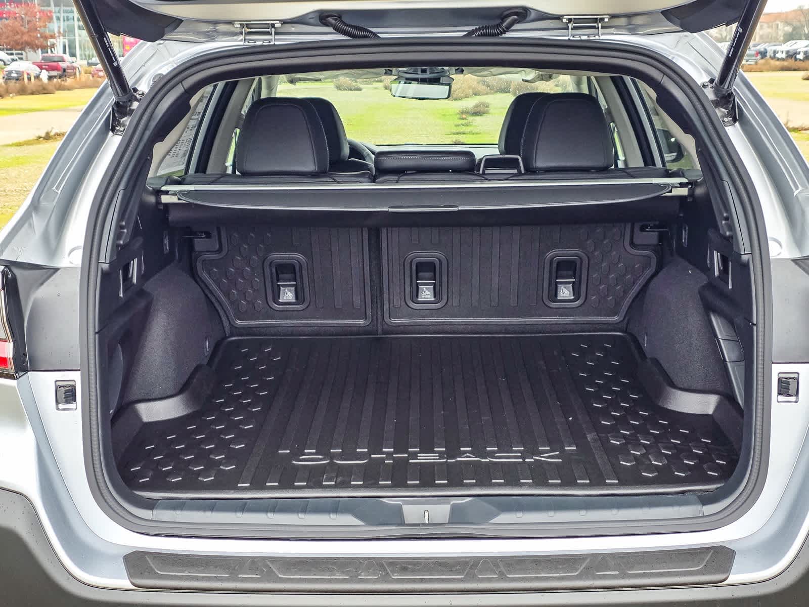 2025 Subaru Outback Touring XT