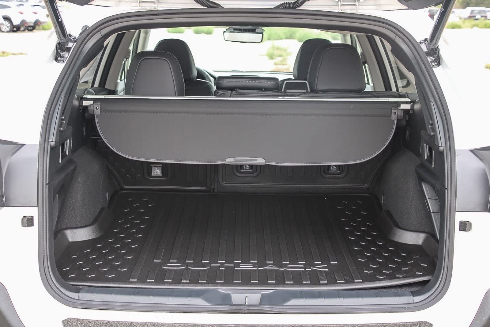 2025 Subaru Outback Touring XT