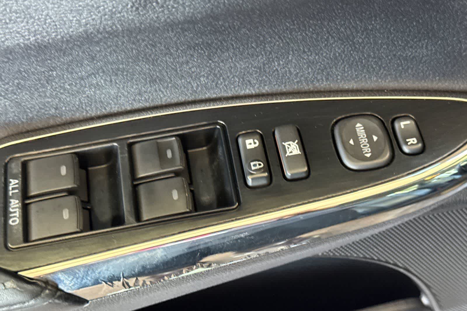2017 Toyota Avalon Base