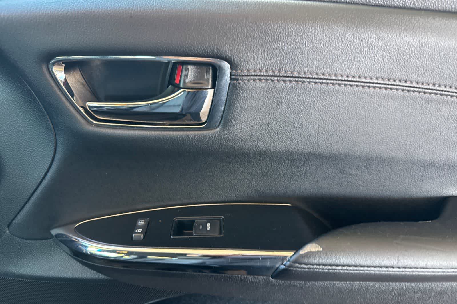 2017 Toyota Avalon Base