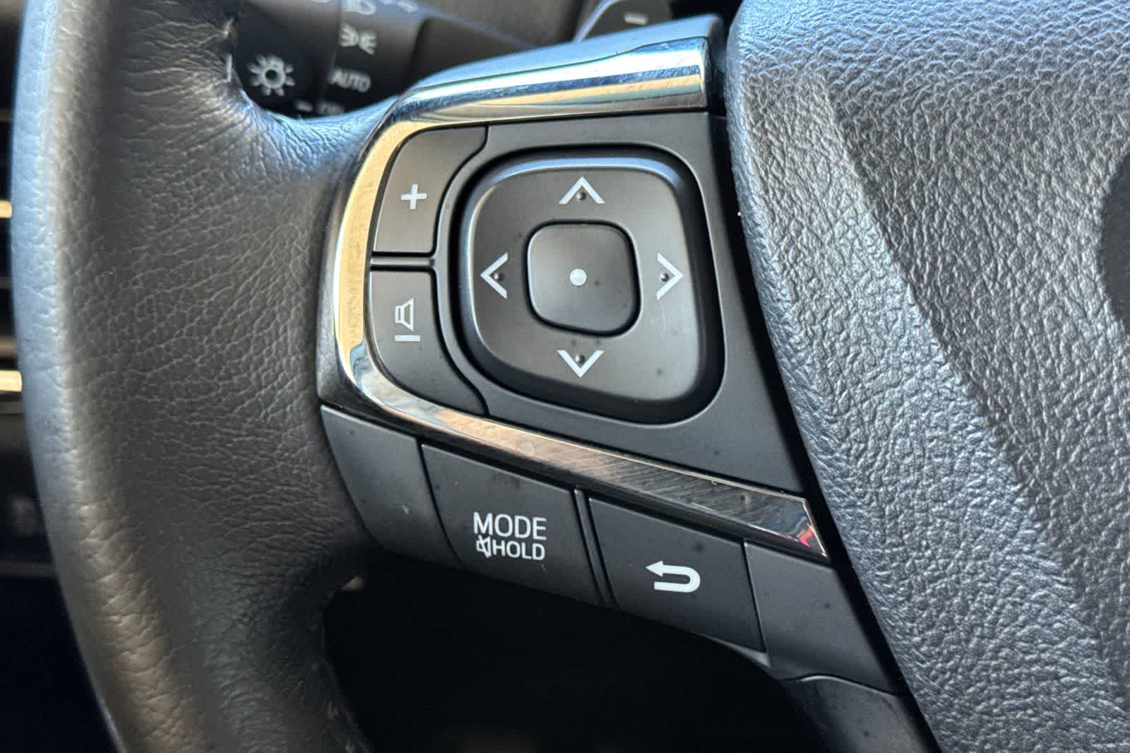 2017 Toyota Avalon Base