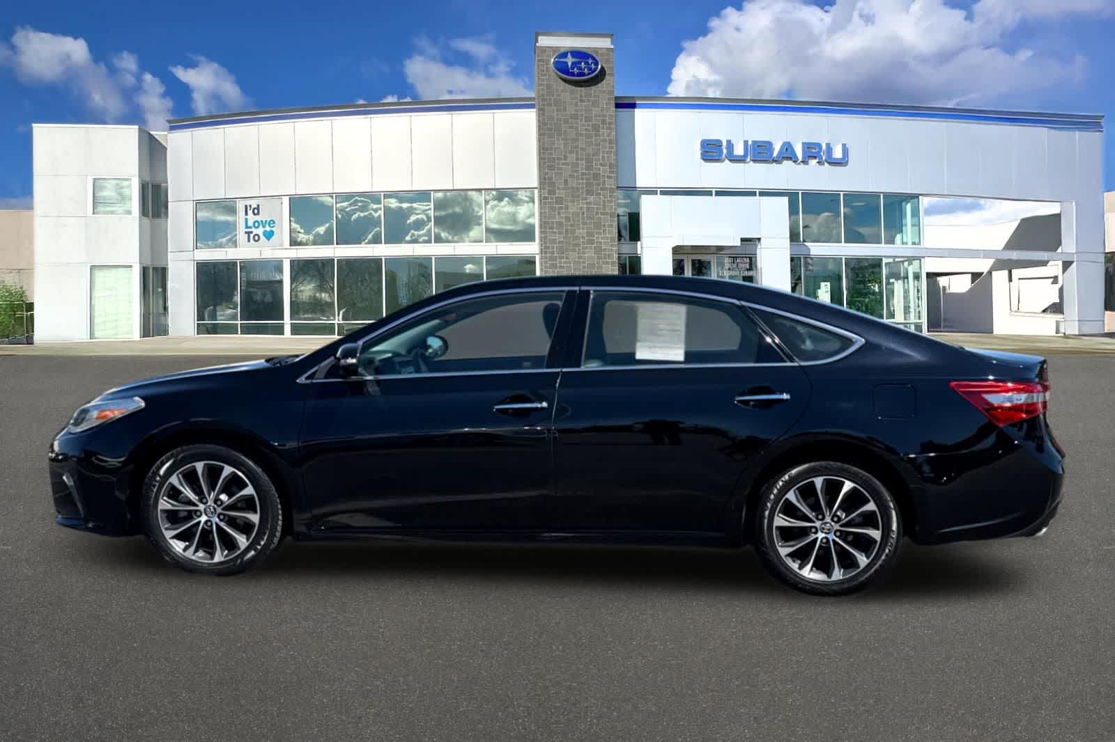 2017 Toyota Avalon Base