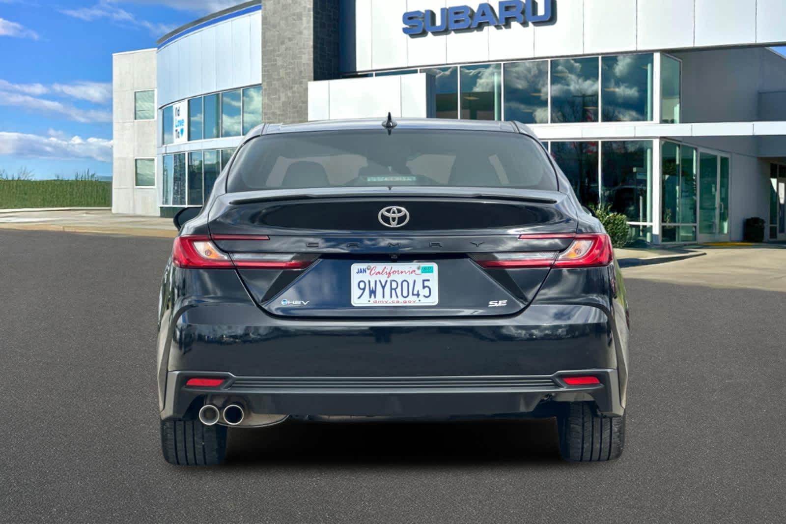 2025 Toyota Camry SE