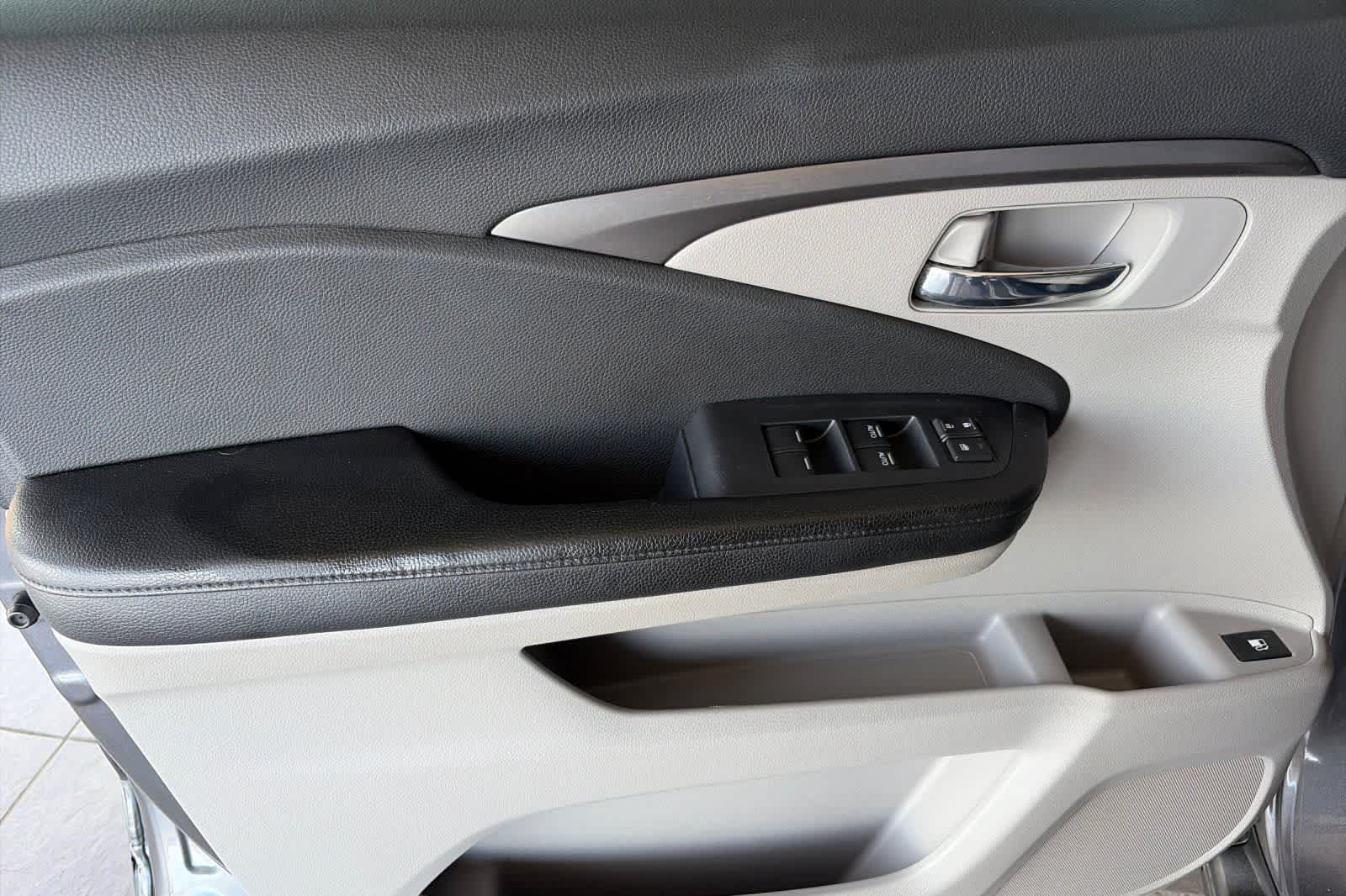 2016 Honda Pilot EX