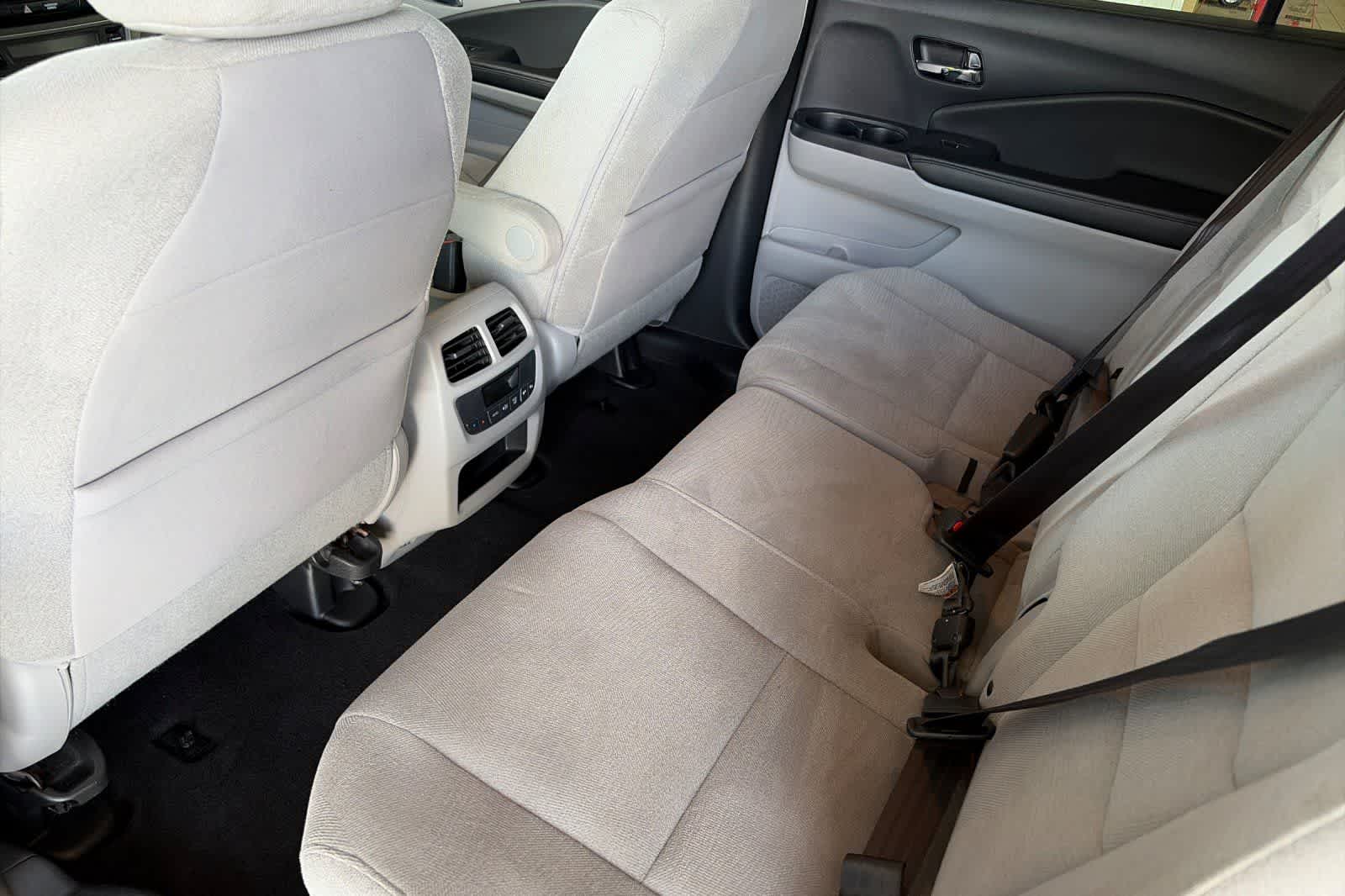 2016 Honda Pilot EX