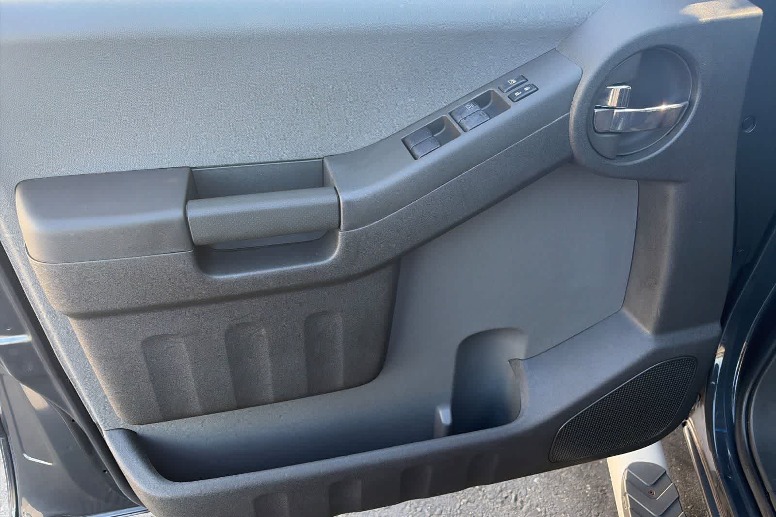 2015 Nissan Xterra S