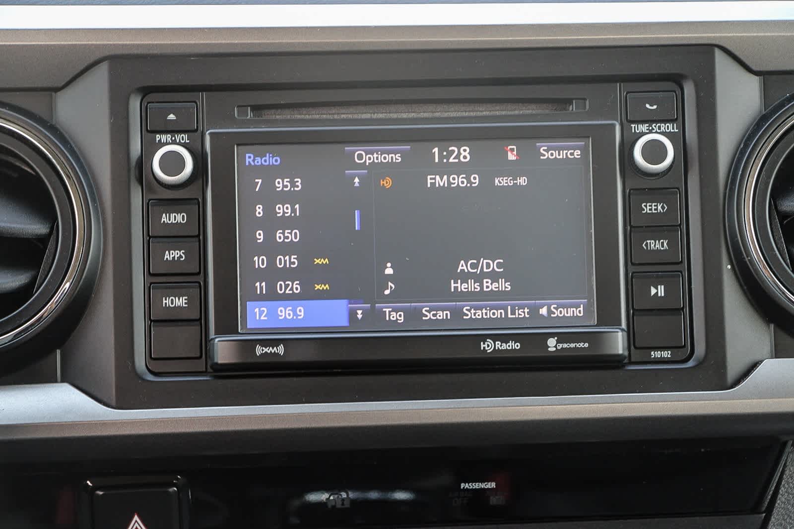 2017 Toyota Tacoma SR5