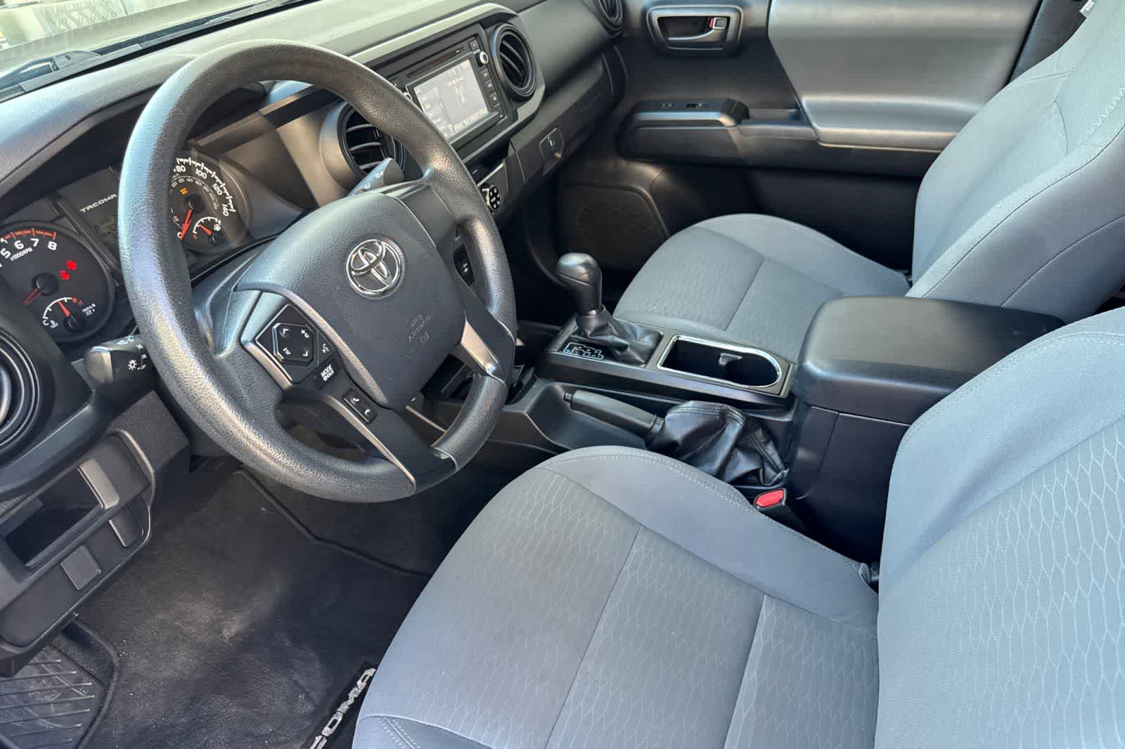 2017 Toyota Tacoma SR