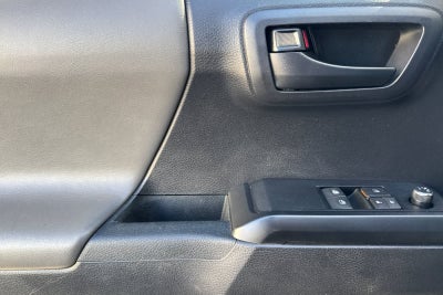 2017 Toyota Tacoma SR