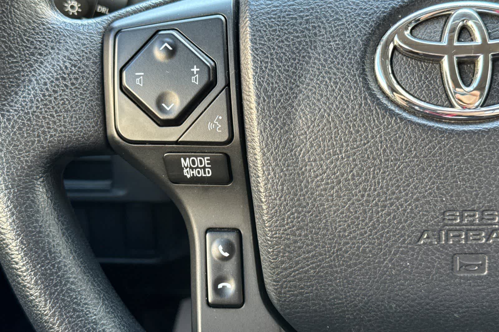 2017 Toyota Tacoma SR