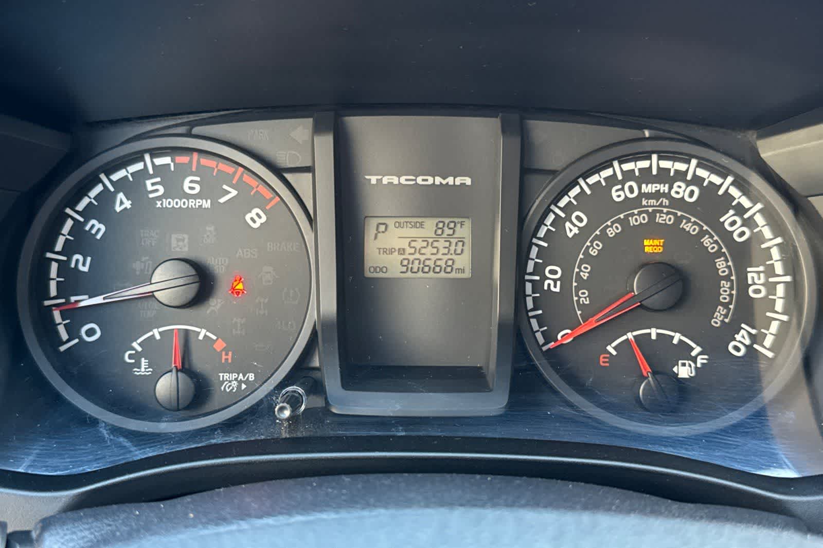 2017 Toyota Tacoma SR