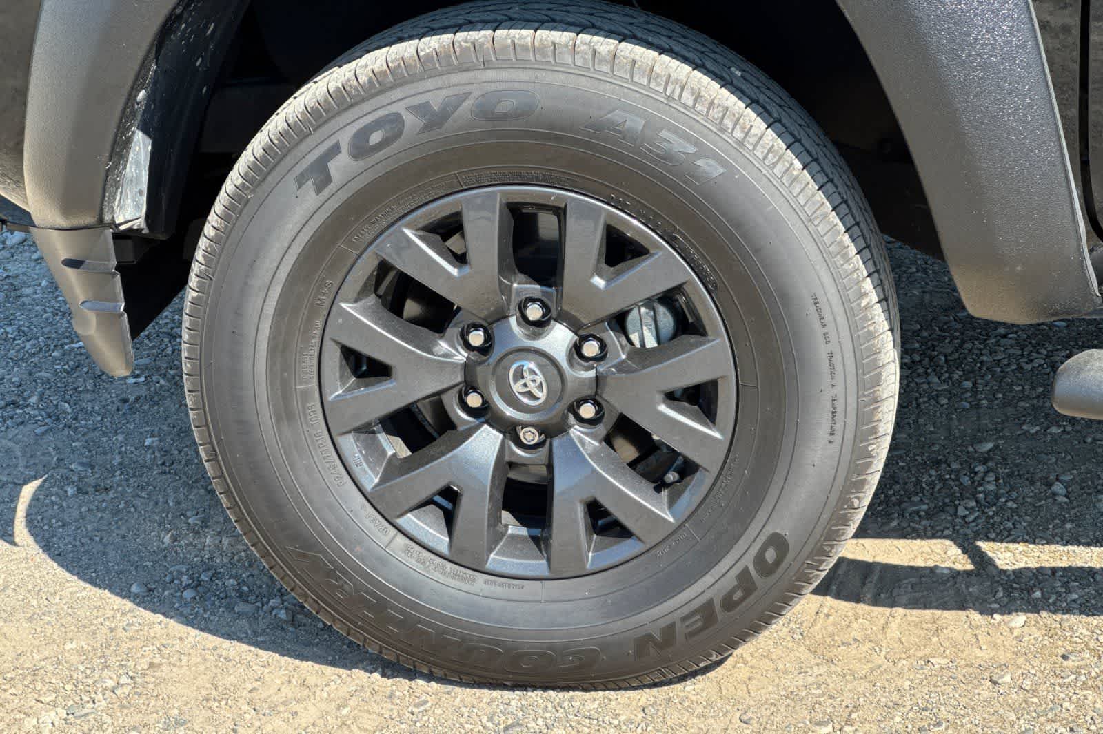 2017 Toyota Tacoma SR