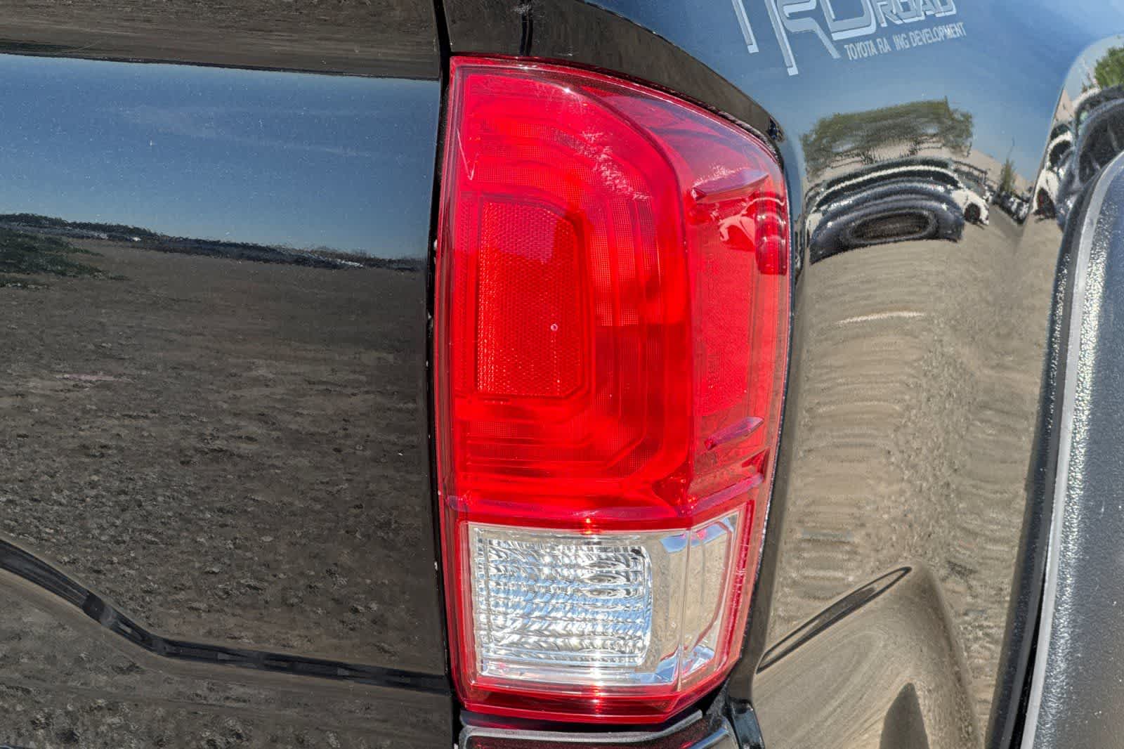 2017 Toyota Tacoma SR