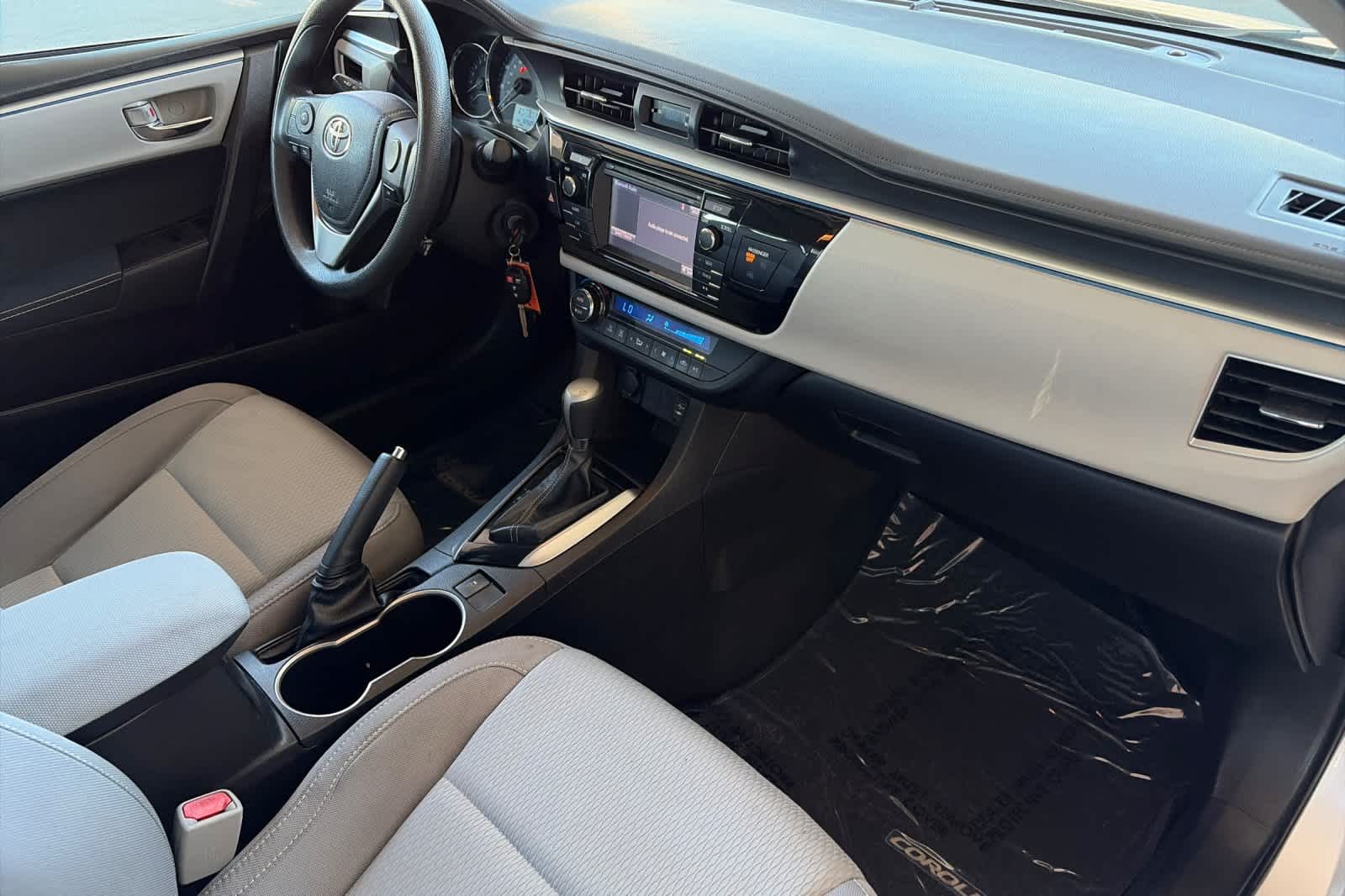 2016 Toyota Corolla LE