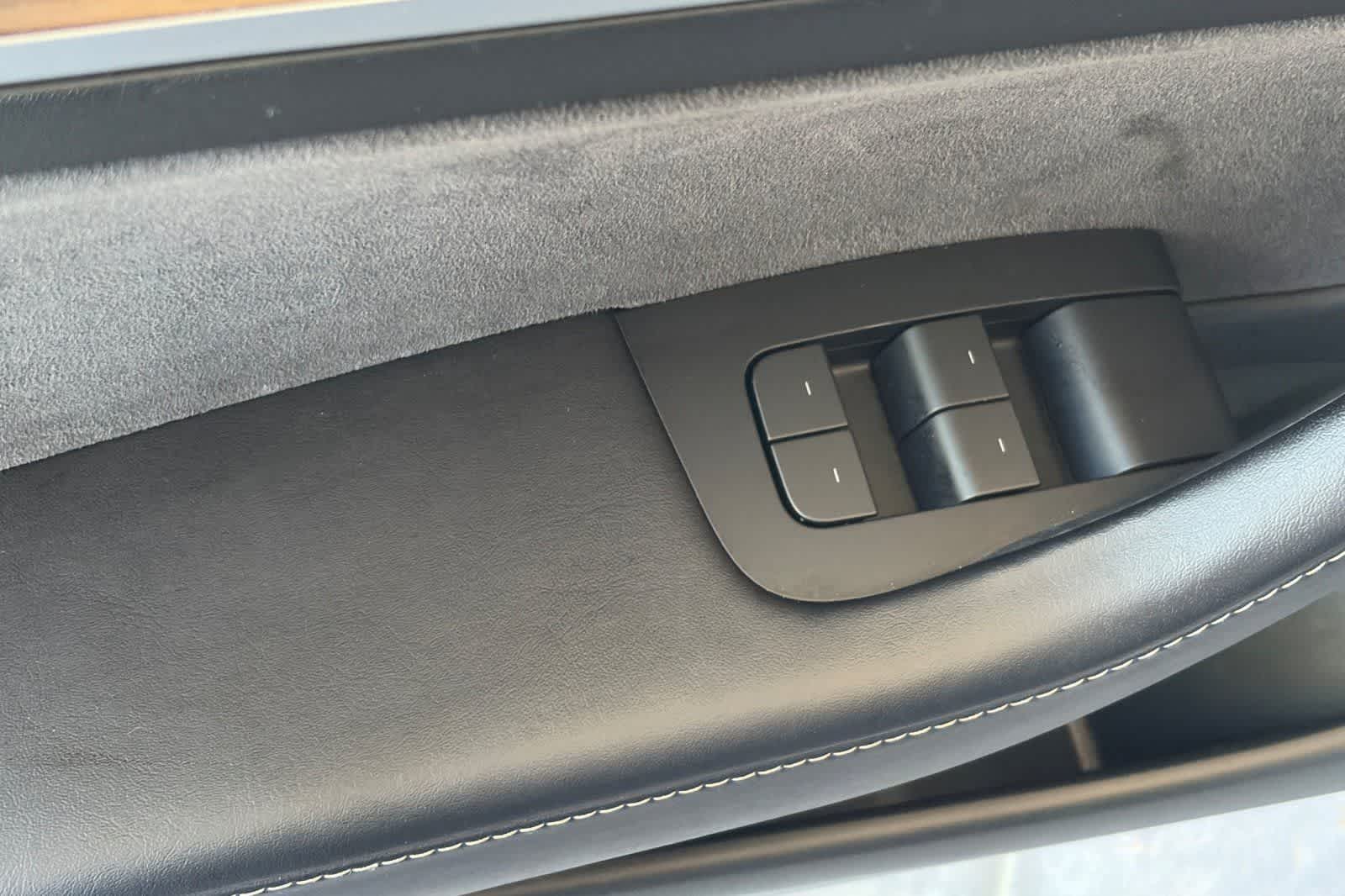 2023 Tesla Model 3 RWD