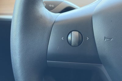 2023 Tesla Model 3 RWD