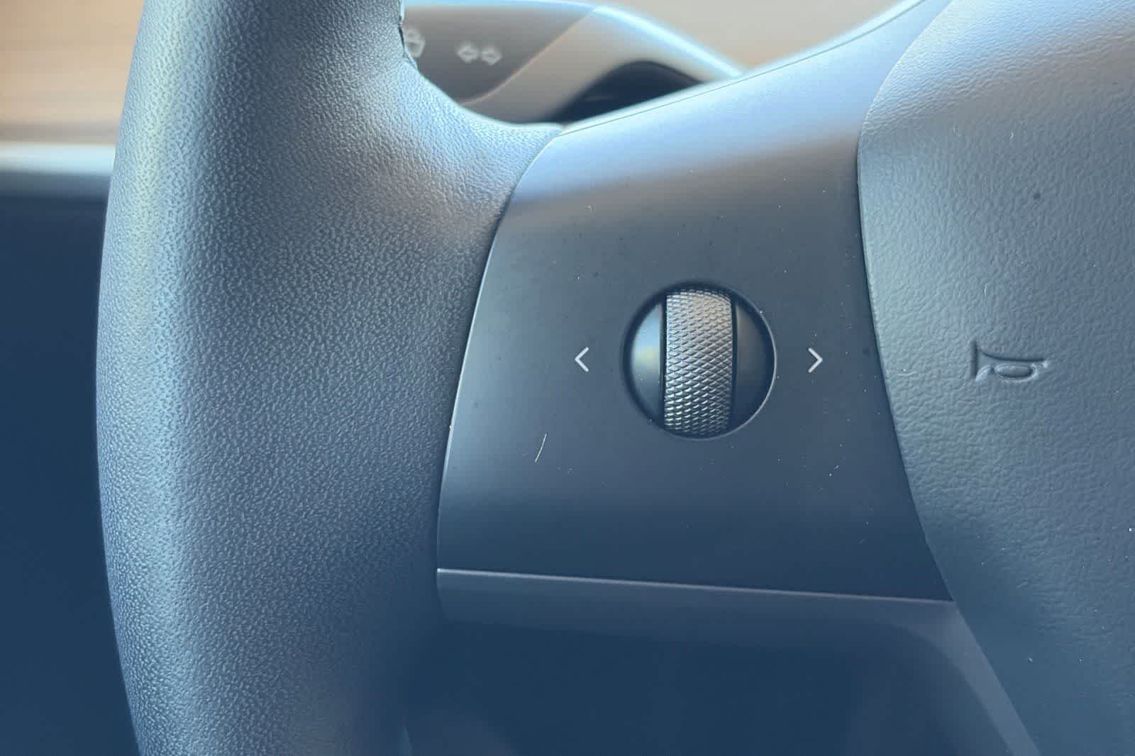 2023 Tesla Model 3 RWD