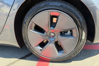 2023 Tesla Model 3 RWD