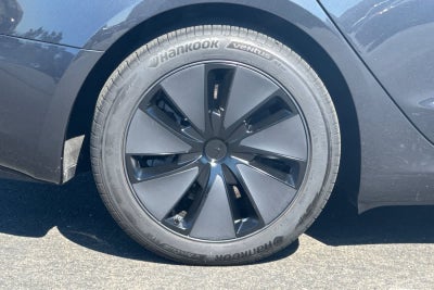 2024 Tesla Model 3 RWD