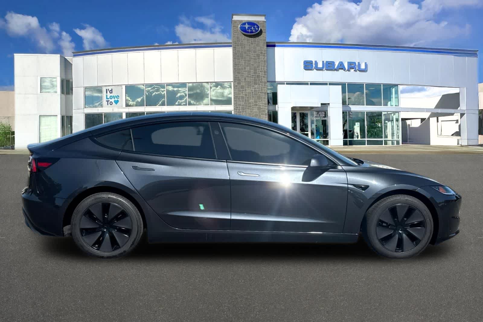 2024 Tesla Model 3 RWD