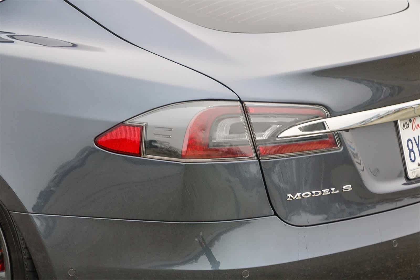 2018 Tesla Model S Base