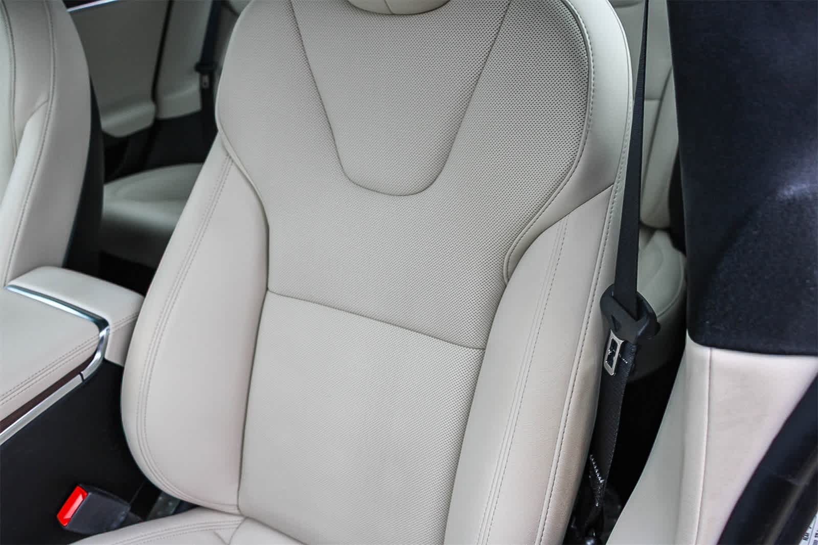 2022 Tesla Model S AWD