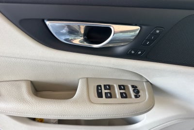 2019 Volvo S60 Momentum