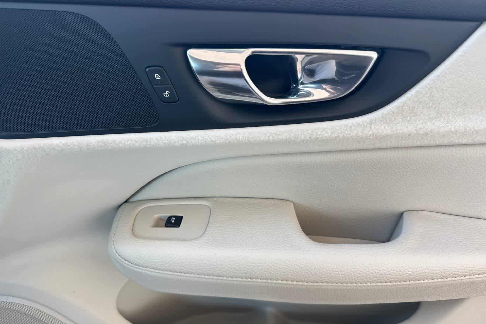2019 Volvo S60 Momentum