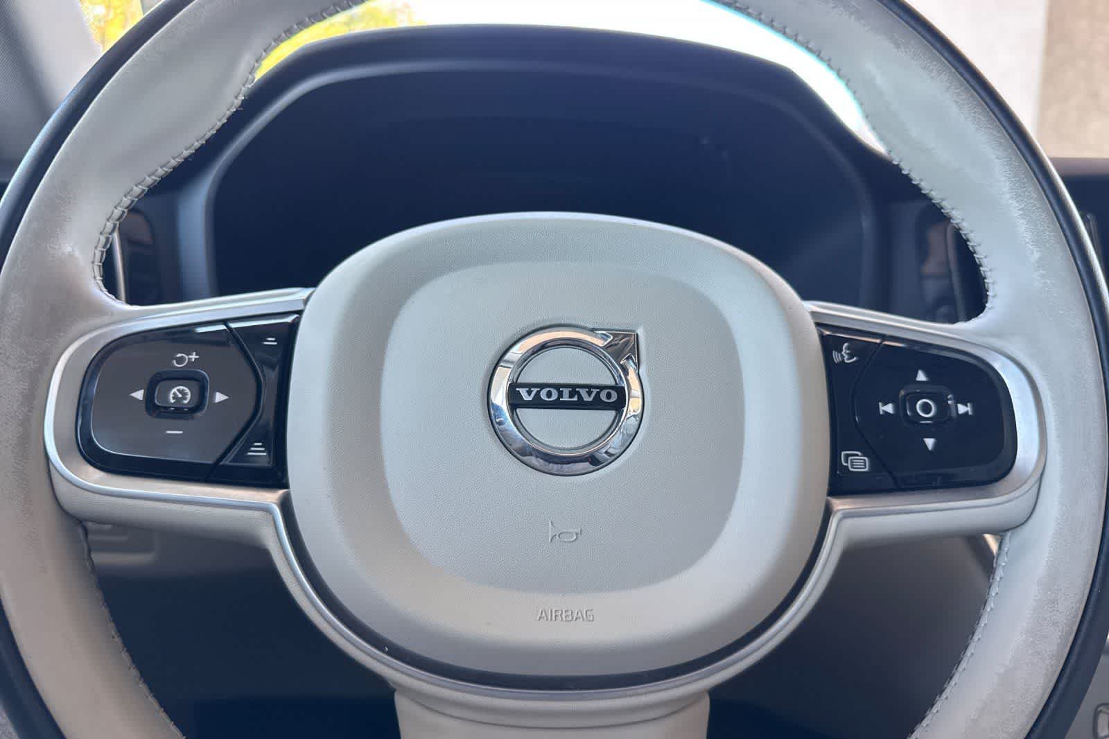 2019 Volvo S60 Momentum