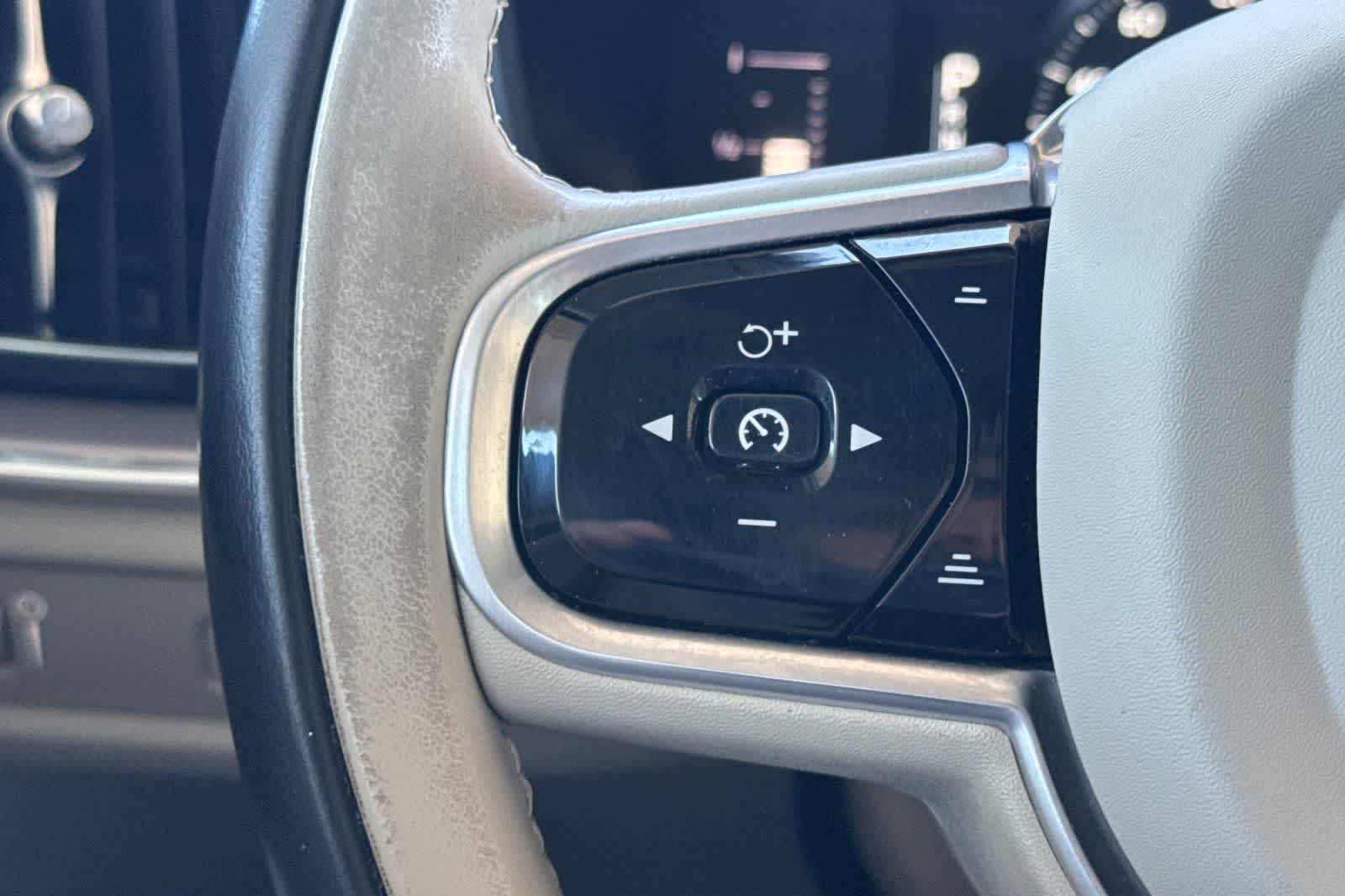 2019 Volvo S60 Momentum