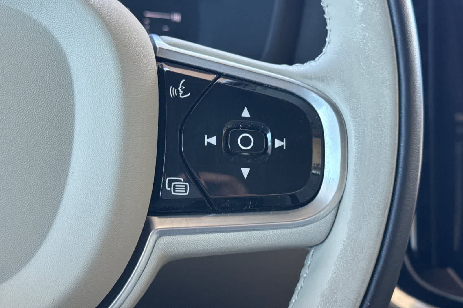 2019 Volvo S60 Momentum