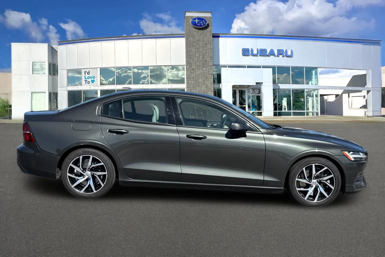 2019 Volvo S60 Momentum