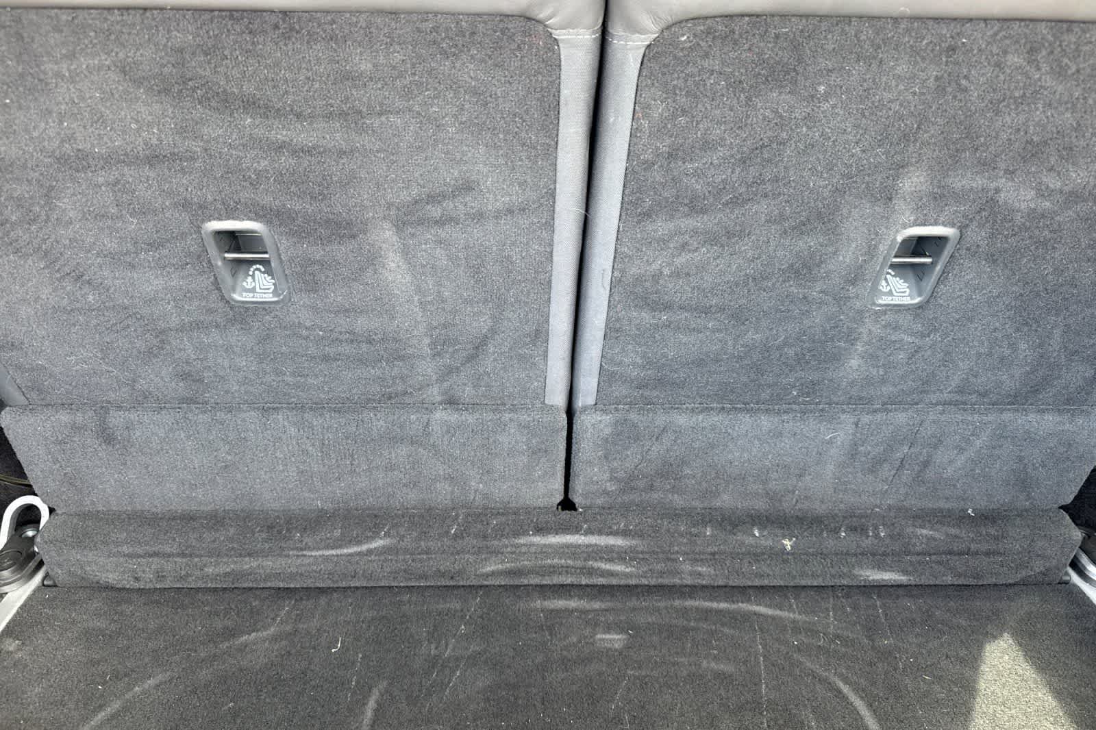 2023 Rivian R1S Adventure