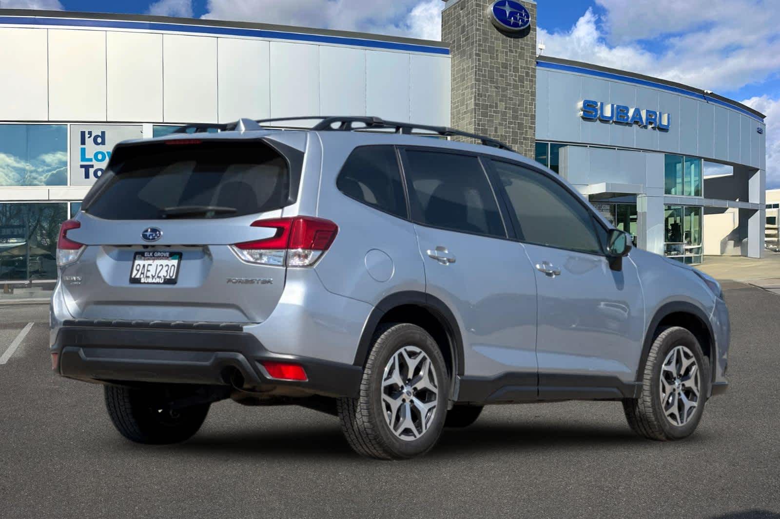 2022 Subaru Forester Premium