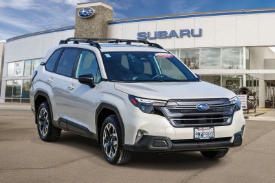 2025 Subaru Forester Premium