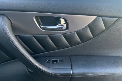 2017 INFINITI QX70 AWD