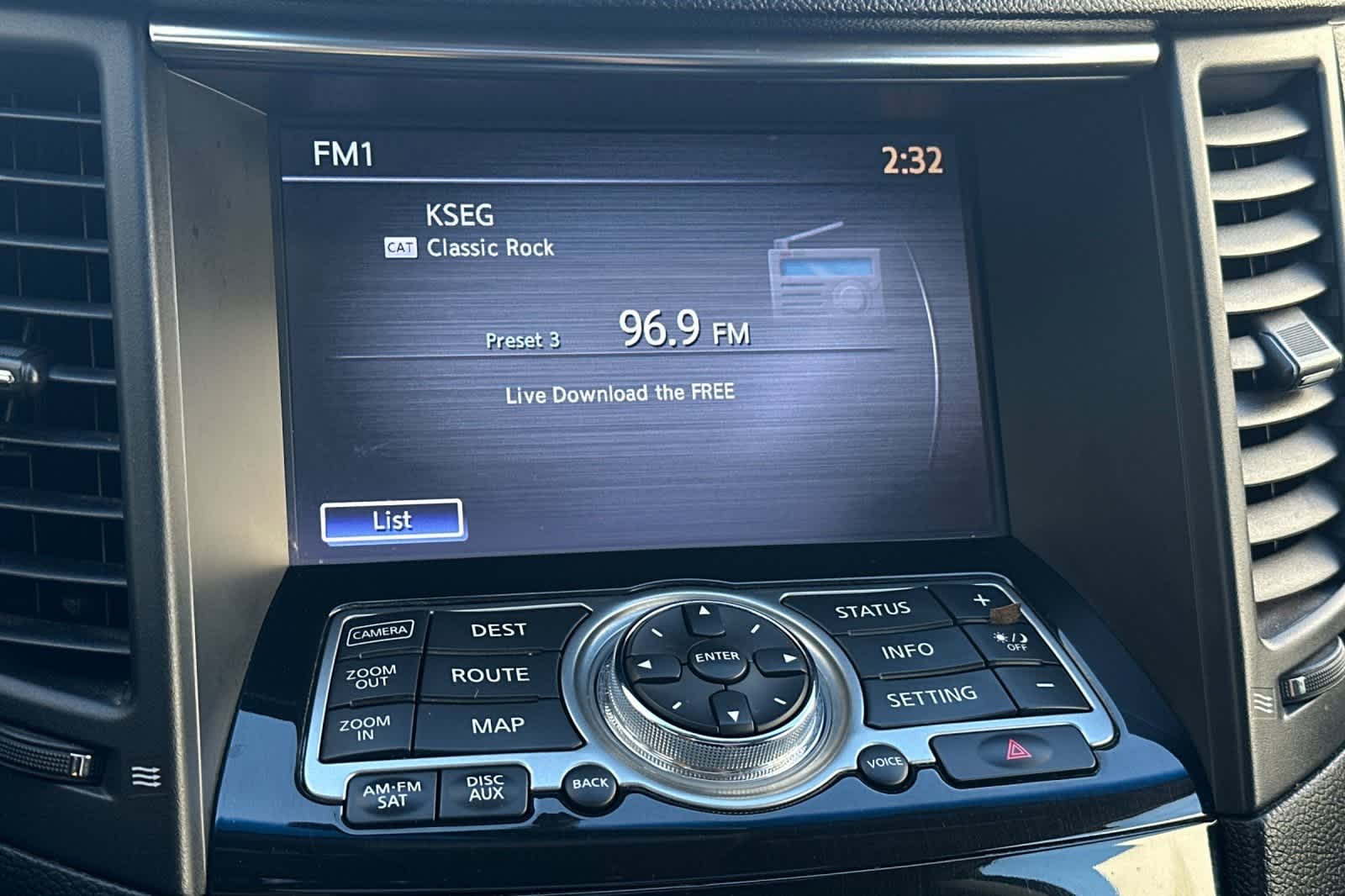 2017 INFINITI QX70 AWD