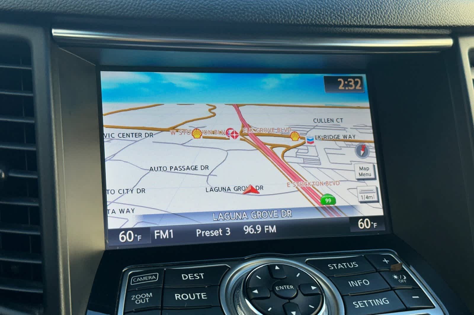 2017 INFINITI QX70 AWD