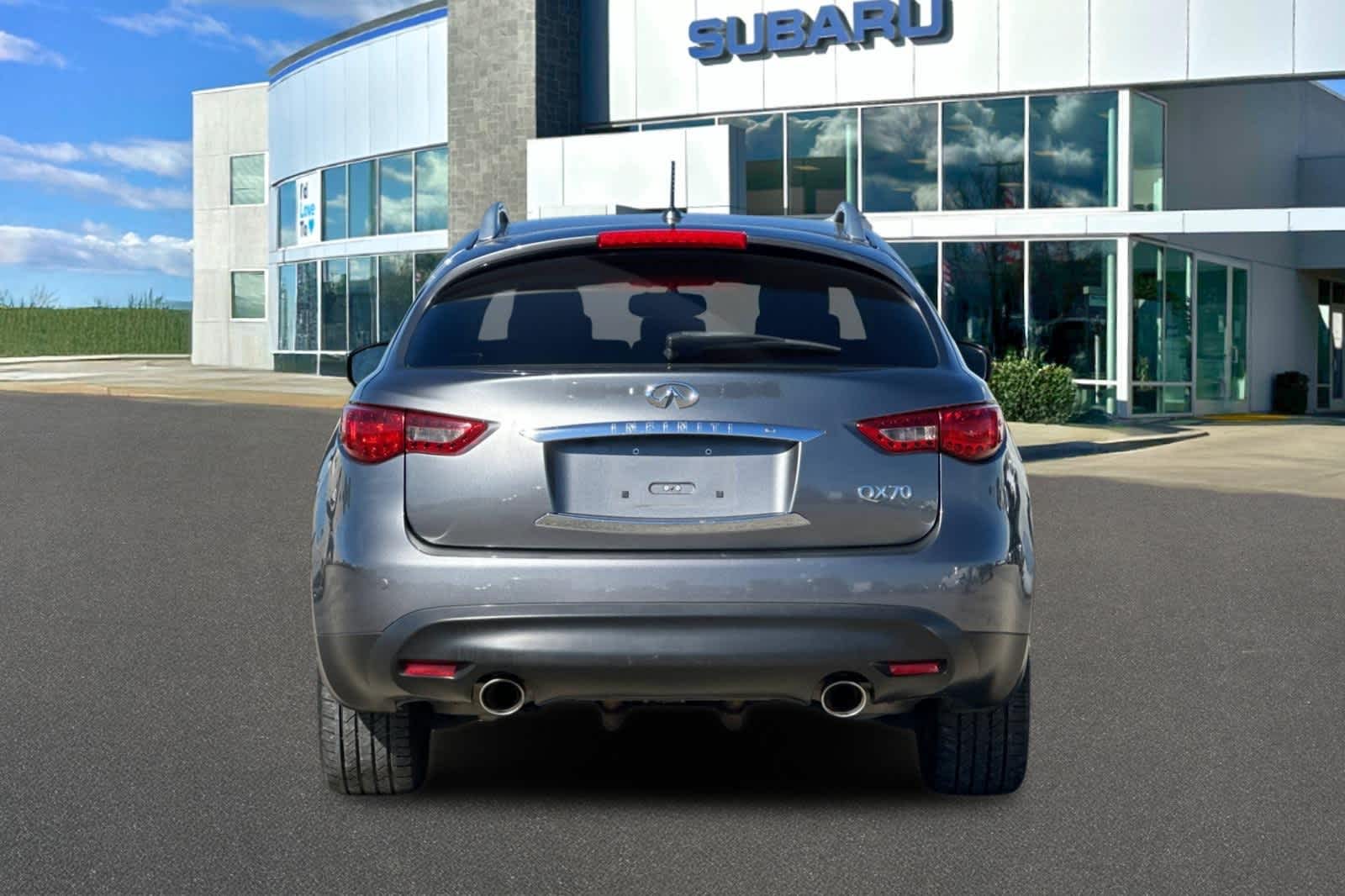 2017 INFINITI QX70 AWD