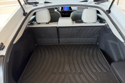 2023 Toyota Prius XLE