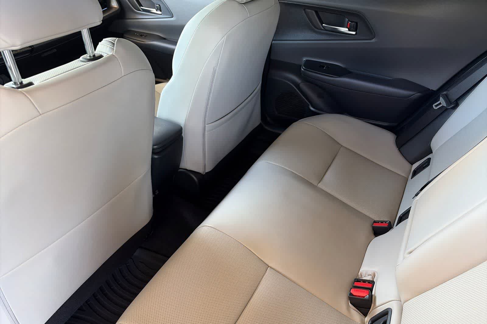2023 Toyota Prius XLE