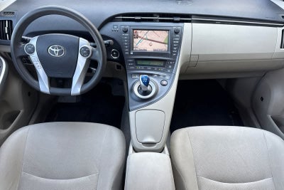2010 Toyota Prius III