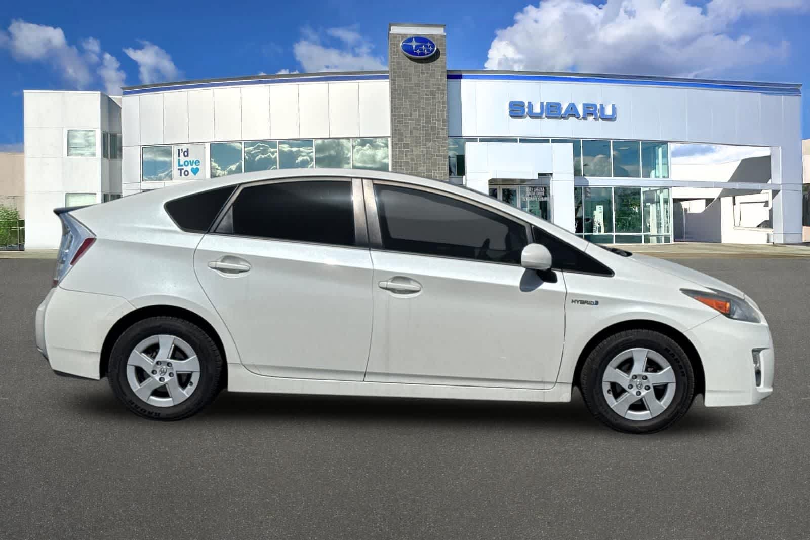 2010 Toyota Prius III