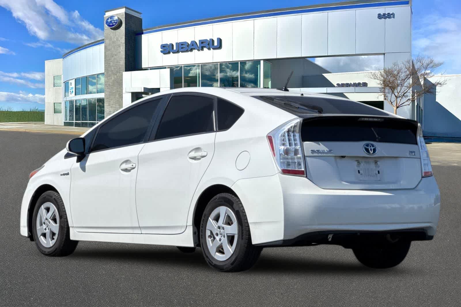 2010 Toyota Prius III