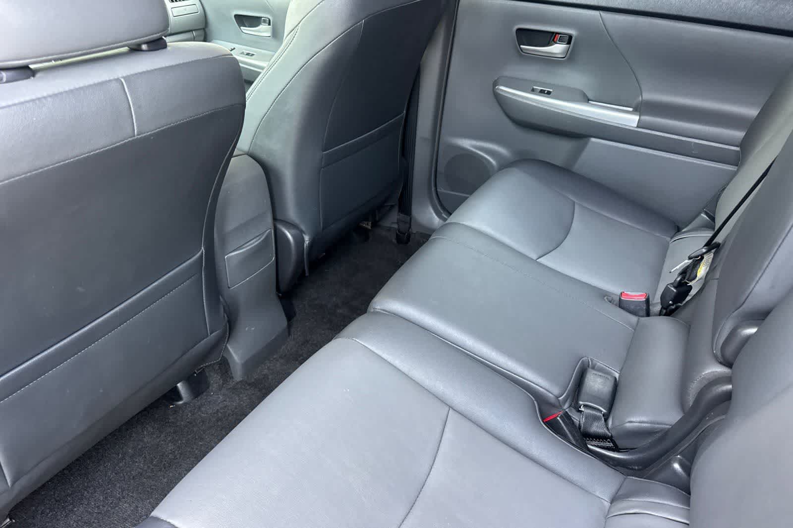 2014 Toyota Prius V Five