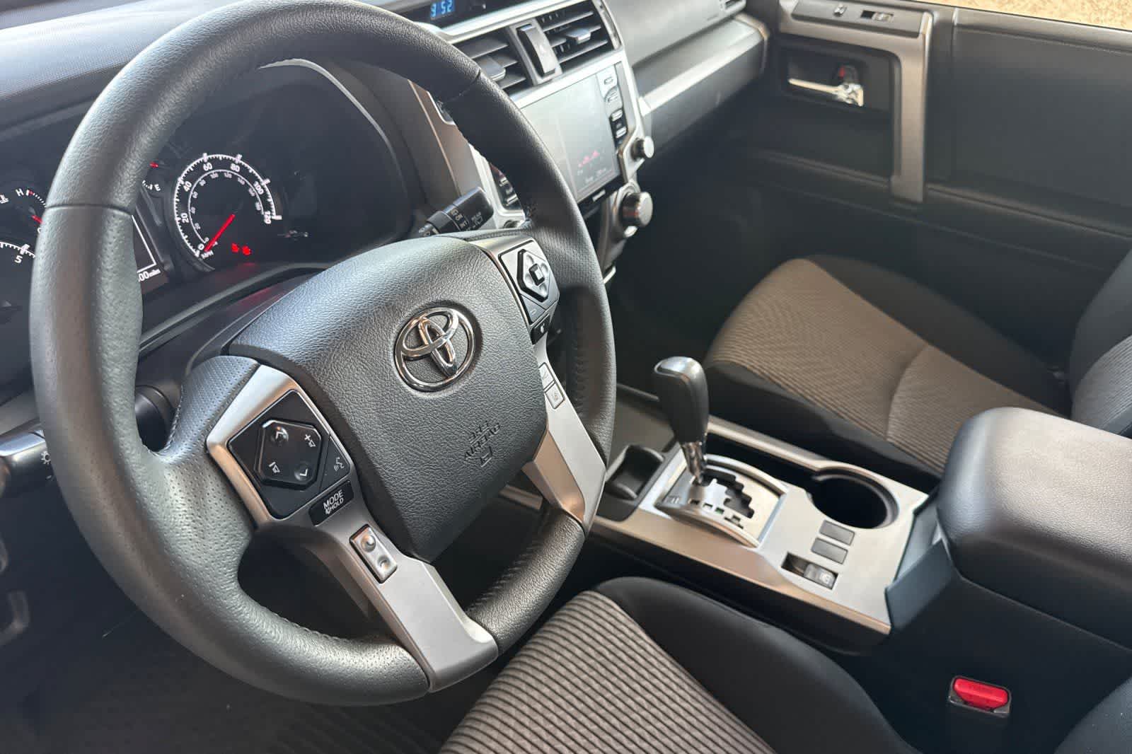 2022 Toyota 4Runner SR5