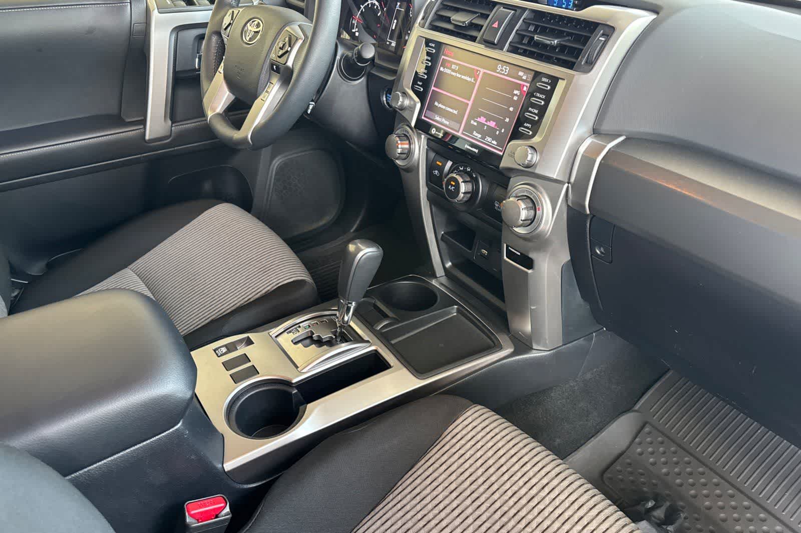 2022 Toyota 4Runner SR5