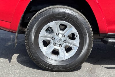 2022 Toyota 4Runner SR5