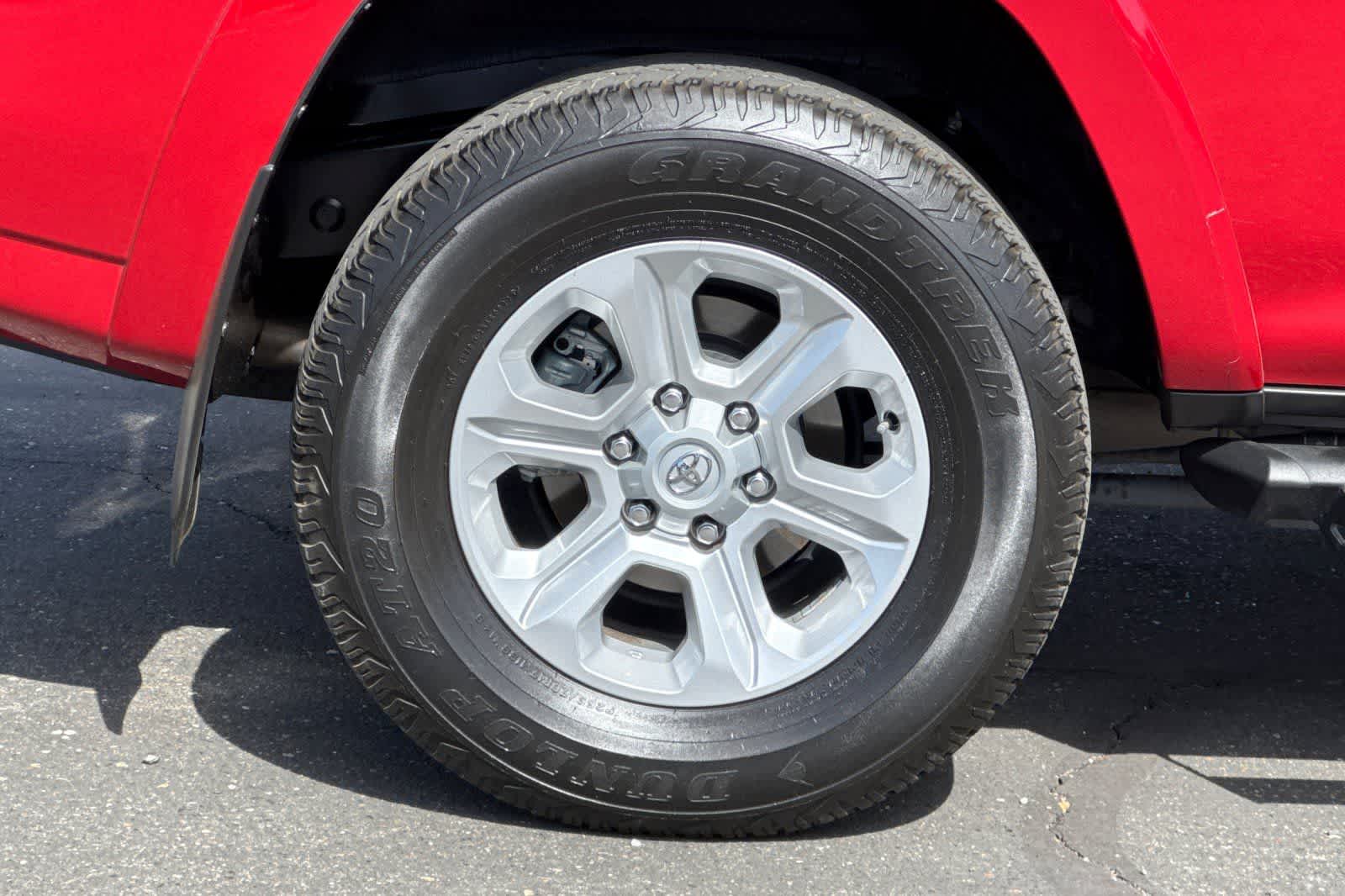 2022 Toyota 4Runner SR5