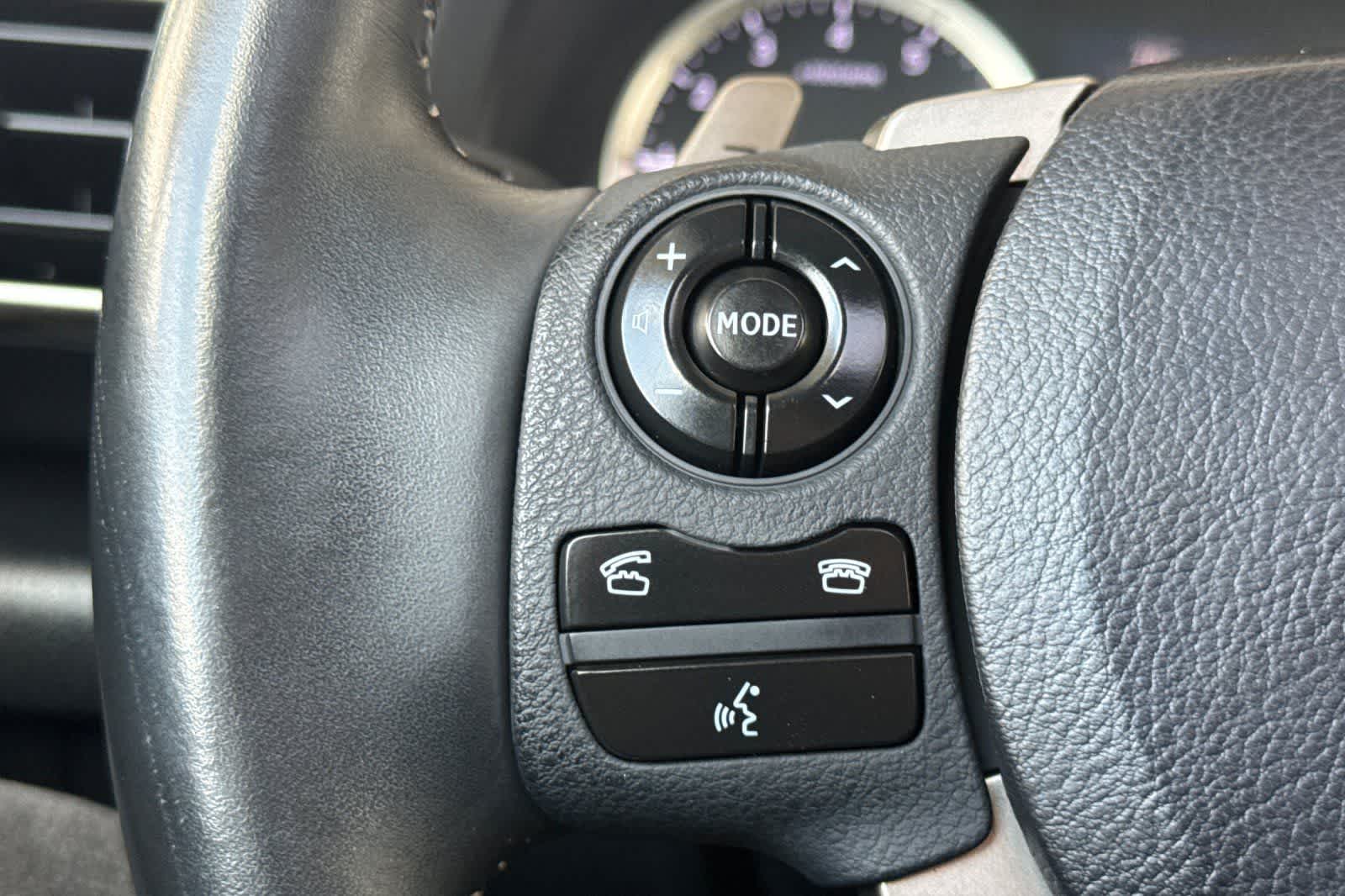 2014 Lexus IS 250 4dr Sport Sdn Auto RWD